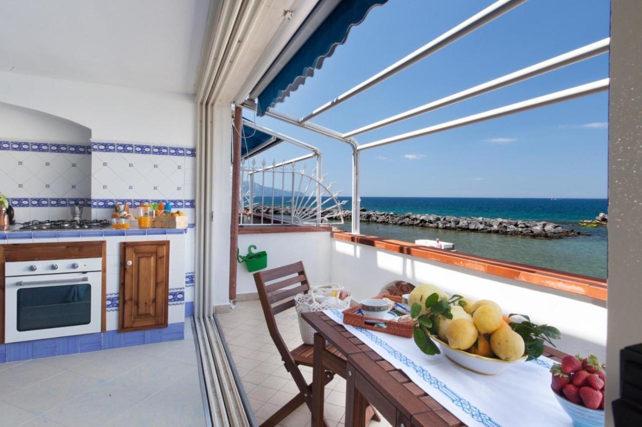 Casa Vacanza Verde Smeraldo- Massa Lubrense Ngoại thất bức ảnh